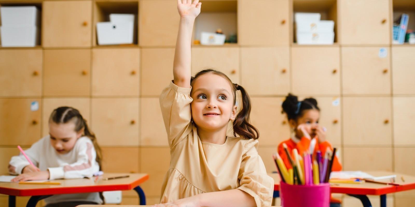 Como se si las escuelas son buenas antes de comprar mi casa?